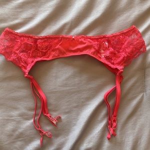 EUC Victoria’s Secret Garter Belt